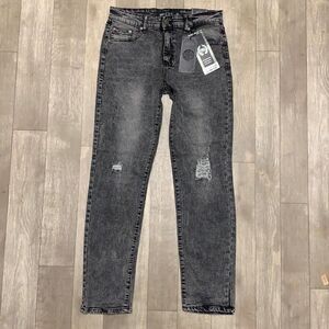 NWT CR 24 Chrome Edge Motion Flex Slim Fit Distressed Jeans‎